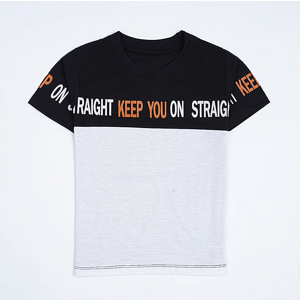 Urban Edge: Two-Tone T-Shirt with Graphic Text and Contrast