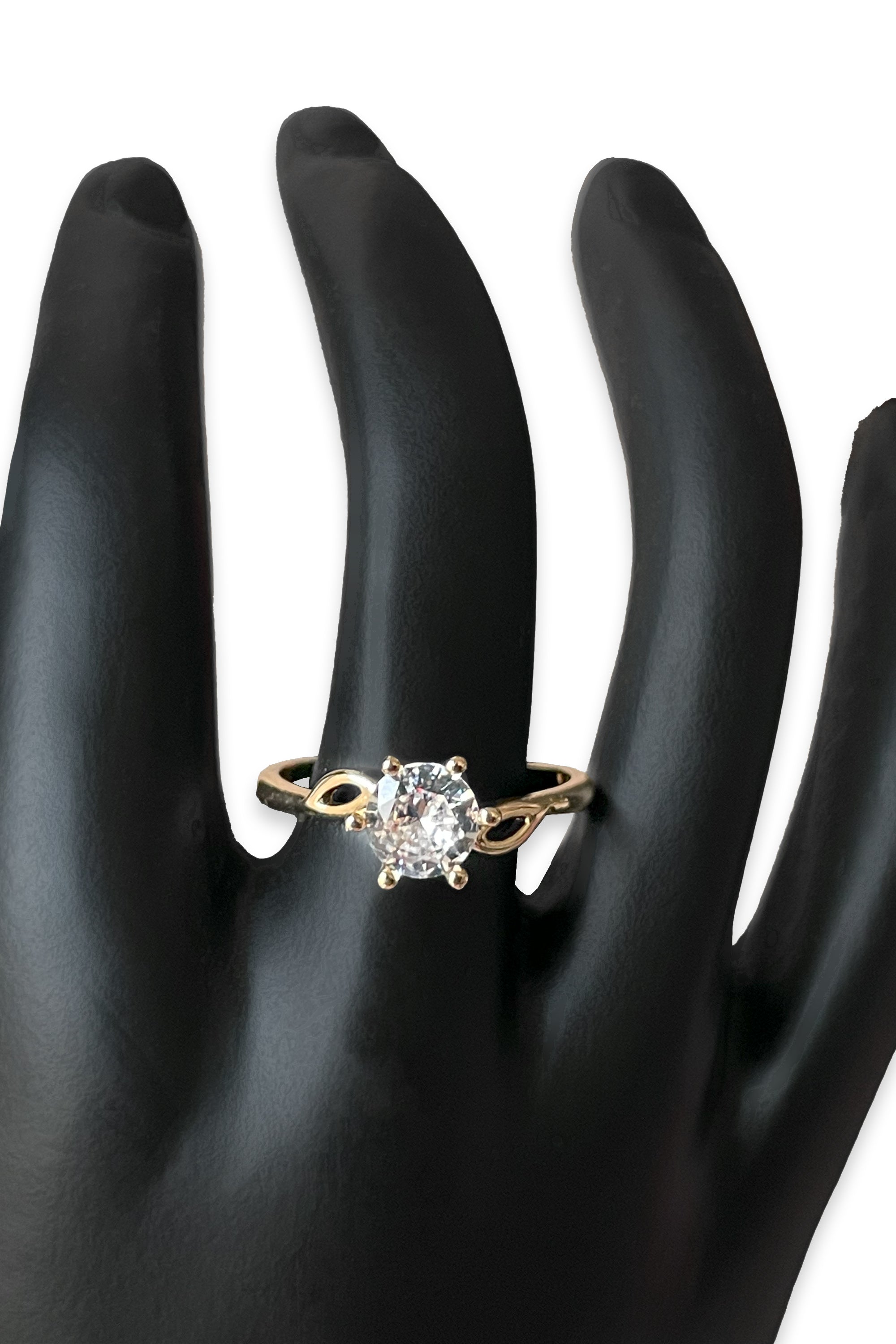 Yellow Gold Diamond Solitaire Ring with Intertwined Band
