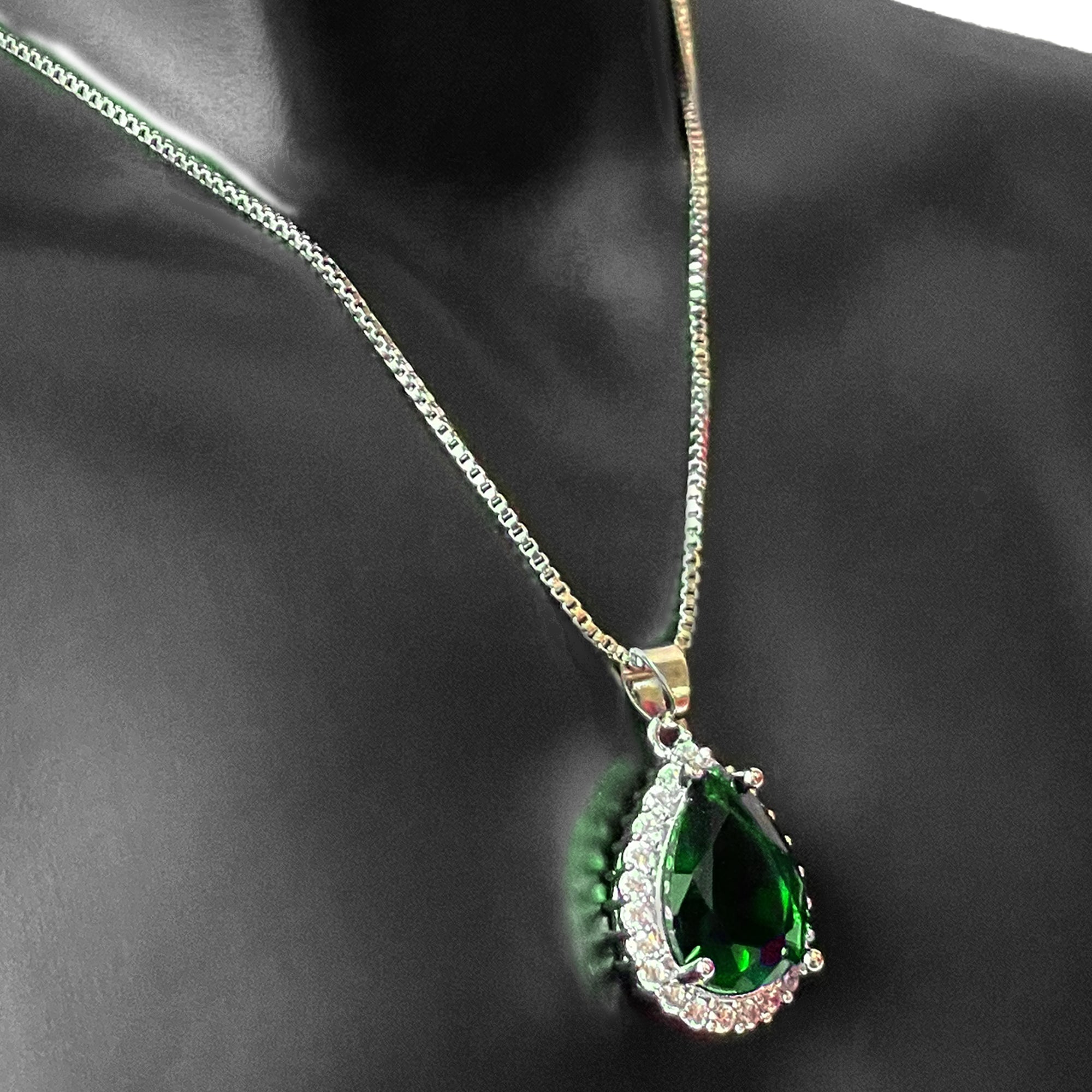 Earring and Necklace Lush Emerald Pear Drop Jewelry Set